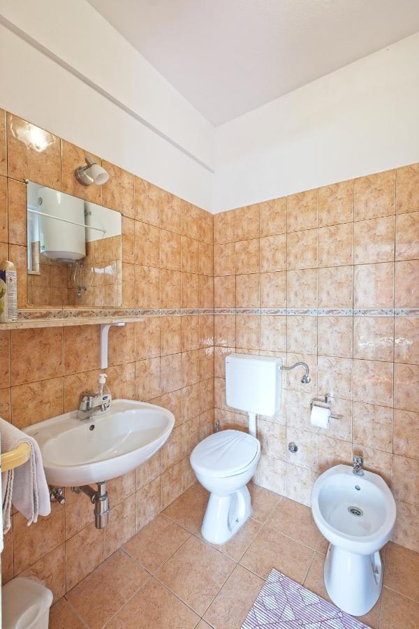 Apartments Cvjetkovic Млини Стая снимка